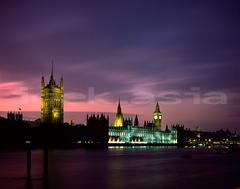 houses of parliament london イギリス ロンドン 国会議事堂の夜景