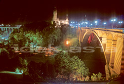 ルクセンブルク アドルフ橋の夜景 Luxembourg Adolphe Bridge
