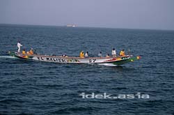 漁船 ダカール セネガル